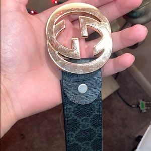 Authentic gucci belt